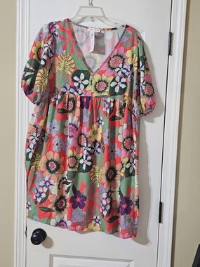 Nwt Boho First Love  Bright Multicolor Floral V-Neck Casual Dress